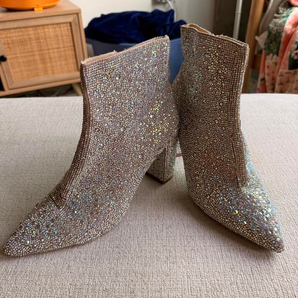 Absolutely stunning betsy johnson glittery